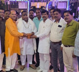 अखिल भारतीय वैश्य एकता पारिषद की अनूठी पहल, समाज के विभिन्न कार्यक्रमों में जाकर करेंगे एक पौधा दान,संरक्षण का लेंगे संकल्प