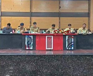 नवरात्रि और दशहरा को लेकर प्रयागराज कमिश्नरेट पुलिस के चाक-चौबंद इंतजाम :हर गली-मोहल्ले में पुलिस की खुफिया यूनिट तैनात