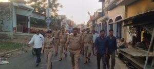 डॉ.भीमराव आंबेडकर जयंती की पूर्व संध्या पर पुलिस ने किया फ्लैग मार्च