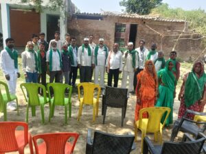 ब्रेकिंग-लखनऊ चलो.. लखनऊ चलो. लखनऊ चलो..