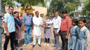 पत्रकार श्रवण यादव के पिता श्रीपाल यादव का निधन,क्षेत्र में शोक की लहर,पैतृक गांव में हुआ अंतिम संस्कार