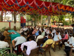 ईद-उल-अजहा को शांतिपूर्ण ढंग से मनाने के लिए फरधान थाने में हुई पीस कमेटी की बैठक