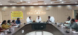 महराजगंज: प्रधानमंत्री आवास योजना (ग्रामीण) के तहत स्थायी पात्रता सूची बनाने के लिए दिया गया प्रशिक्षण