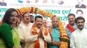 हाथरस: नगर पालिका अध्यक्ष श्वेता चौधरी के 3 वर्ष पूरे, भव्य कार्यक्रम में जारी हुआ रिपोर्ट कार्ड