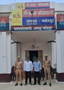 मारपीट और पथराव करने के मामले में पुलिस ने दो आरोपियों को किया गिरफ्तार,वीडियो वायरल होने के बाद पुलिस ने दोनों पक्षों पर दर्ज की थी रिपोर्ट