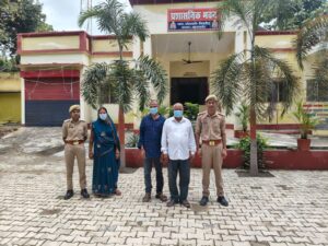 महराजगंज: निचलौल पुलिस की बड़ी कार्रवाई, दहेज प्रताड़ना मामले में एक ही परिवार के तीन वांछित आरोपी गिरफ्तार