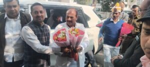 जनपद गोंडा के सर्किट हाउस में आयोजित प्रेस वार्ता में पहुँचे प्रभारी मंत्री एवं भारत सरकार के कैबिनेट मंत्री दारा सिंह चौहान