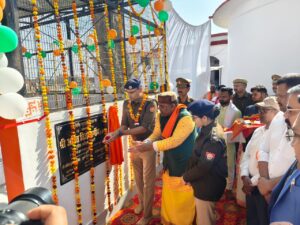 पुलिस अधीक्षक अर्पित विजयवर्गीय ने थाना रामनगर परिसर में नवनिर्मित जनसभा गार का विधि विधान से फीता काट कर किया शुभारंभ।