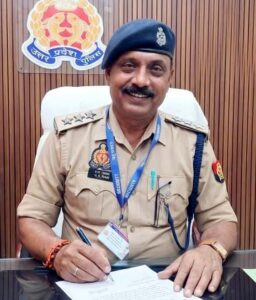 बिल्सी में नवागत सीओ केके तिवारी ने संभाला सर्कल का चार्ज