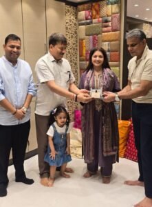 Bhagyashree Honoured with Sacred Shivling Memento During Sumangalam Group’s Second Visit
