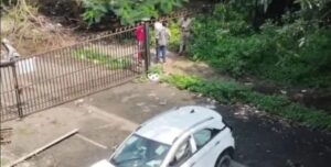 कानपुर में भीषण सड़क हादसा मुरे कंपनी पुल की रेलिंग तोड़ कर 25 फीट नीचे गिरी तेज रफ्तार कार दो युवक गंभीर रूप से घायल।                      एमडी न्यूज महिला मंडल ब्यूरों कानपुर नगर- शिवांगिनी अग्रवाल