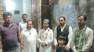 उमरा की रवानगी से पहले राकिब साहब के आवास पर नजर आया खुशी और मुबारकबाद का खास माहौल।  रिपोर्टर यूसुफ की रिपोर्ट     MD NEWS बहुआयामी समाचार