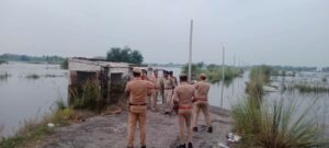 मोहनलालगंज सई नदी में जलस्तर वृद्धि को लेकर एडीसीपी दक्षिणी ने किया निरीक्षण विसर्जन स्थल पर सुरक्षा के दिए निर्देश रिपोर्टर= रवि कुमार भट्ट वॉइस ब्यूरो चीफ (लखनऊ)MD NEWS बहुआयामी समाचार (लखनऊ)