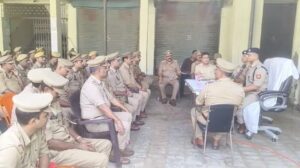 बिठूर नगर पंचायत अध्यक्ष पद के उपचुनाव के दृष्टिगत पुलिस उपायुक्त पश्चिम ने पुलिस बल को किया ब्रीफ, सुरक्षा व्यवस्था के संबंध में दिए आवश्यक दिशा-निर्देशएमडी न्यूज महिला मंडल ब्यूरों कानपुर- शिवांगिनी अग्रवाल