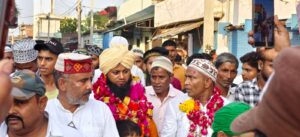 ​कस्बा कुकरा और परवरिश नगर से चार लोग एक साथ हुए हज-उमरा के लिए रवाना, क्षेत्र में खुशी का माहौल