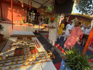 हिंदू जनजागृति समिति ने देशभर में 150 से अधिक स्थानों पर कराया सामूहिक शस्त्रपूजन