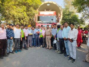 308 टायरों वाला वायरल बाहुबली ट्रक सकुशल पहुंचा पीएलए प्लांट कुम्भी, जीएम सुनील कुमार यादव ने दी जानकारी