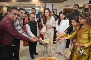 ऐश्प्रा जेम्स एंड ज्वेल्स का नया कलेक्शन लॉन्च, अभिनेत्री आयशा खान ने किया शुभारंभ