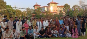 ‘एक भारत श्रेष्ठ भारत’ के तहत केरलम के दल का तिब्बती संस्थान में भव्य स्वागत
