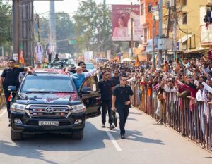 भदऊं चुंगी से नमो घाट तक पीएम मोदी का रोड शो, हर-हर महादेव के उद्घोष से गूंज उठी काशी